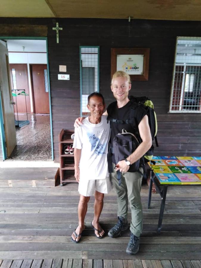 Aa Homestay Mulu Buitenkant foto