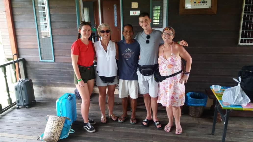 Aa Homestay Mulu Buitenkant foto