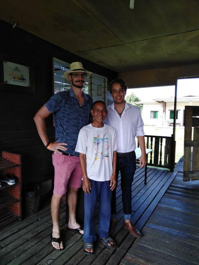 Aa Homestay Mulu Buitenkant foto