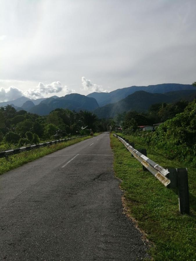 Aa Homestay Mulu Buitenkant foto